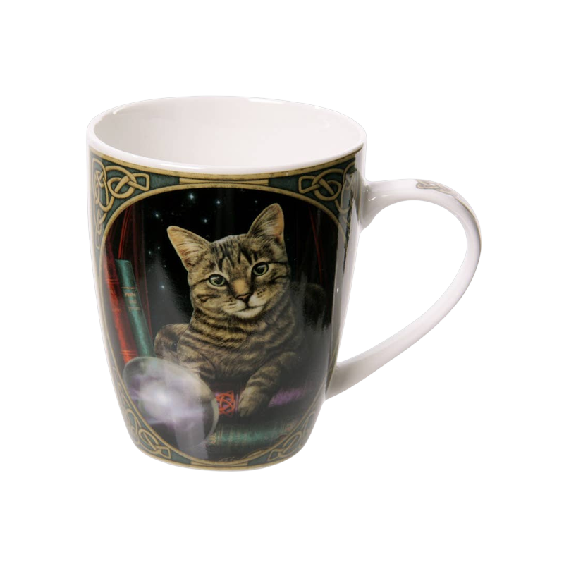Porzellanbecher mit Katze und Kristallkugel