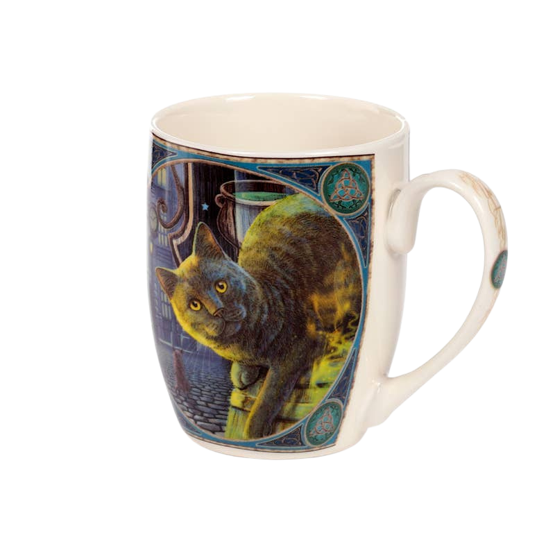 Porzellanbecher mit Katze und verrostetem Kessel